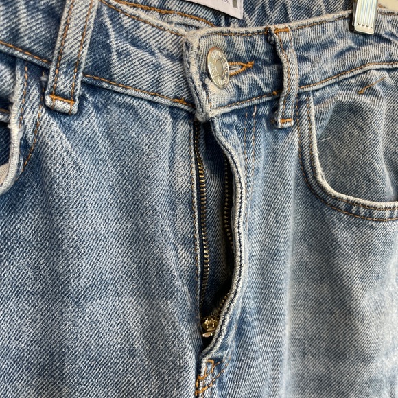 Zara High Waisted Mom Jeans Size 0 - Picture 6 of 9